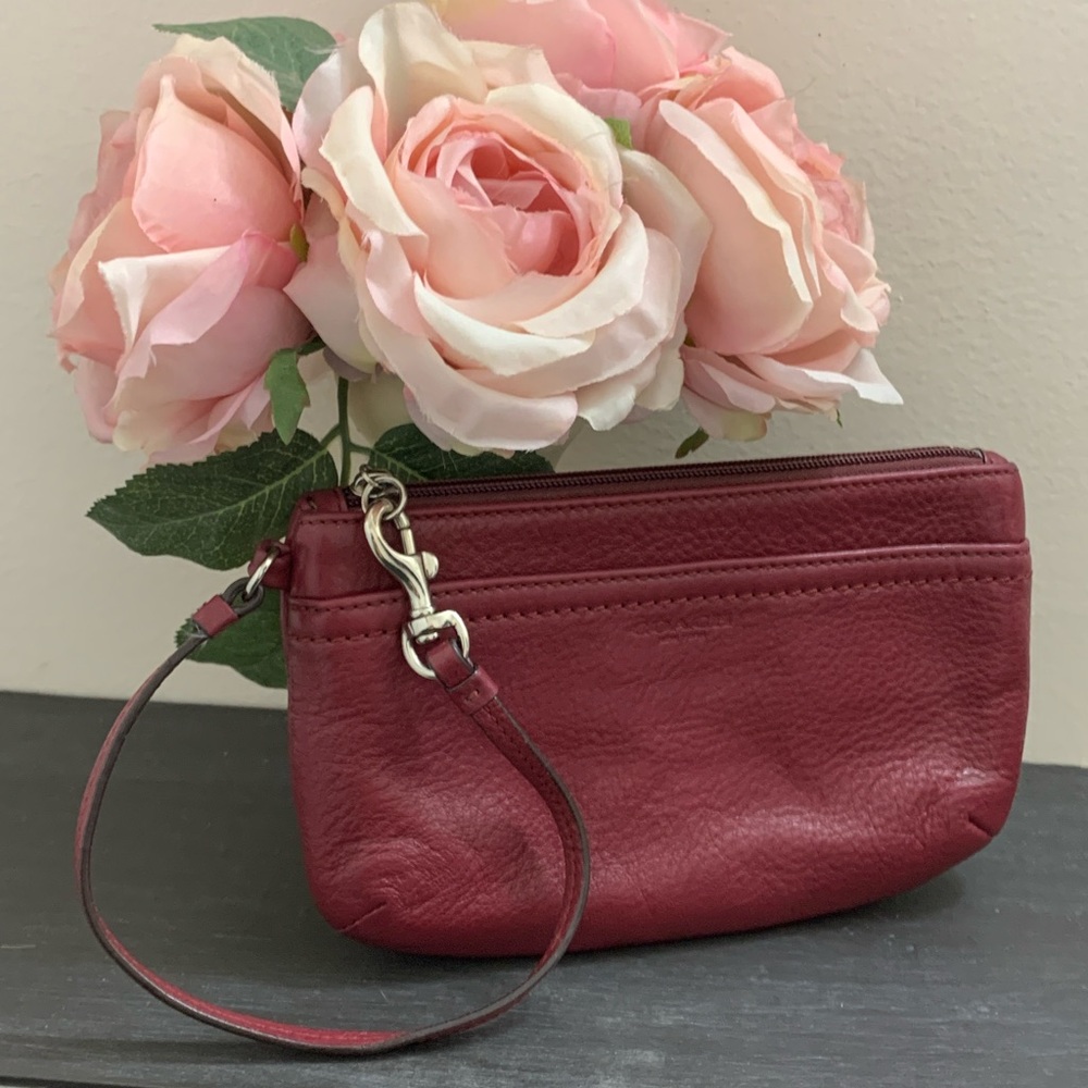 Vintage Coach Wine Red Pebbled Leather Wristlet Mini Bag